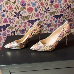 Steve Madden snake skin heels